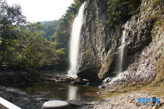 3. Fall at Mt.Gang Chun, Sun Chang.JPG